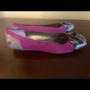 Bandolino Pink and Gray Flats with Bow Accent